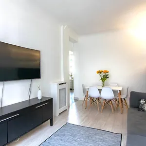  Appartement Résidence Estienne D'orves France